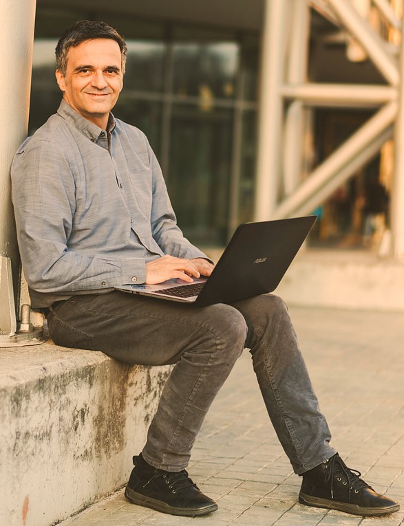 MAG. RADOŠ SKRT INTERENET OGLAŠEVANJE